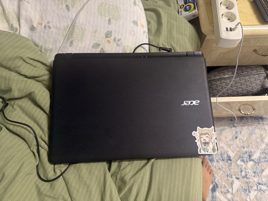Продам Даа ноутбука ACER