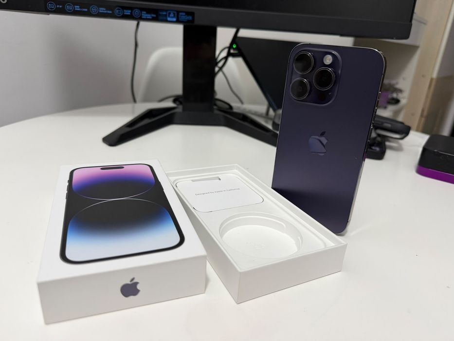 Vând Iphone 14 Pro Deep purple Impecabil + 5 Huse MOBILFOX CADOU