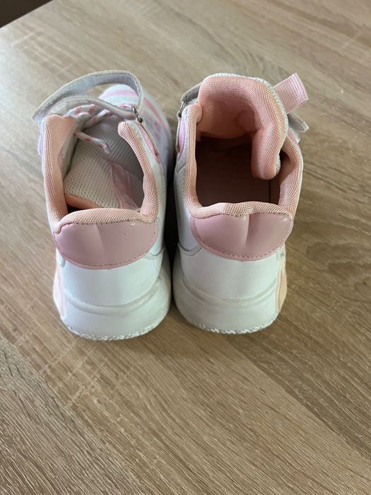 Детски обувки - 30 номер