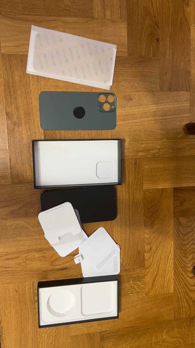 Iphone 13 pro max DEFECT la cutie + sticla spate noua pt cine are timp sa-l repare, trimit in tara