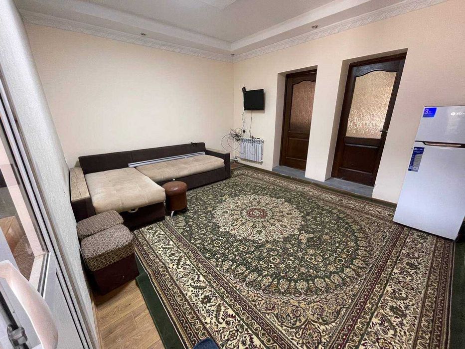 Срочно сдается дом 3 комнаты,0,5 сотки.Кумарик.