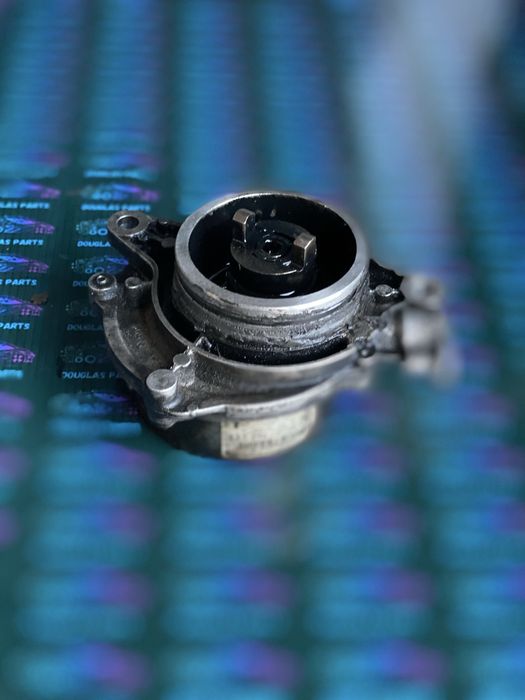 Вакуум помпа за BMW E46 M47D20 150 коня.