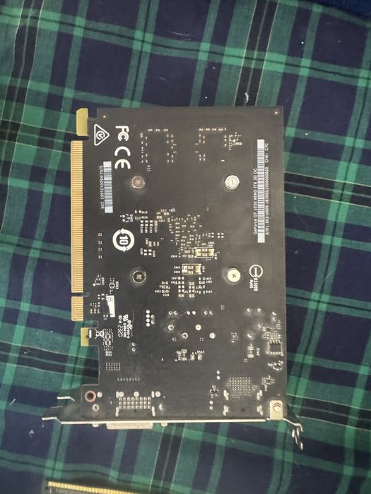 Продаю видеокарту GT 1030
