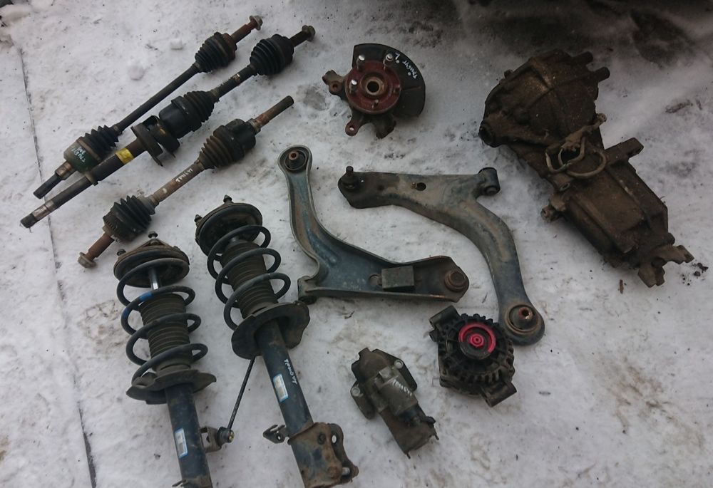 Запчасти Мазда Трибут