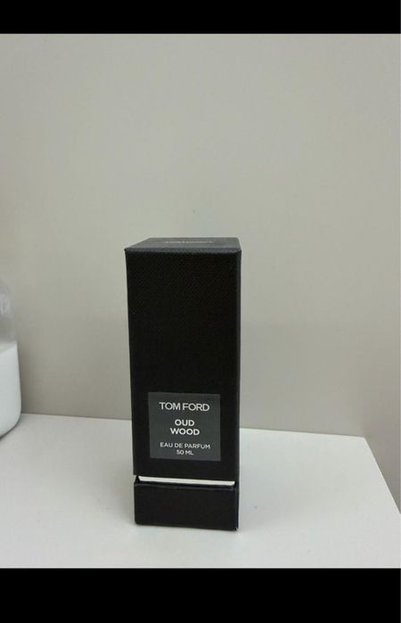 Tom ford oud wood оригинал