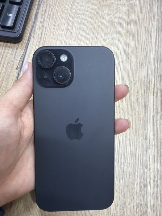 Айфон 15 сатылады