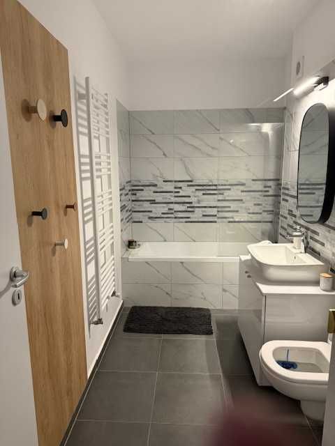 2 camere, Maurer Residence