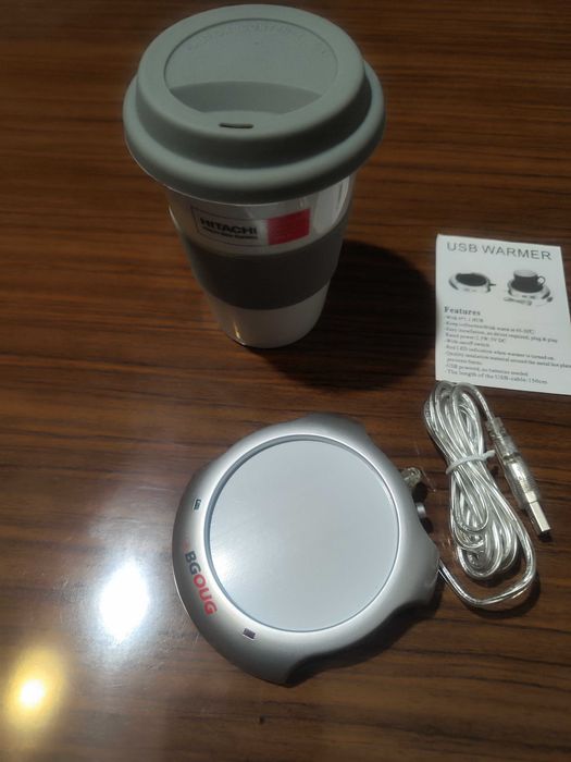USB подгряваща подложка и порцеланова чаша с капак
