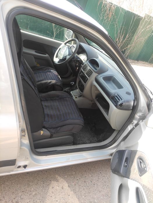 Renault Clio 2005 г.