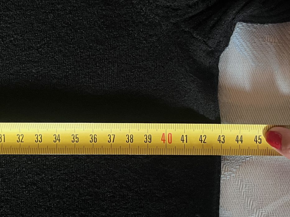 Pinko, pulover negru, 100% lână, dantelă & mânecă bufantă