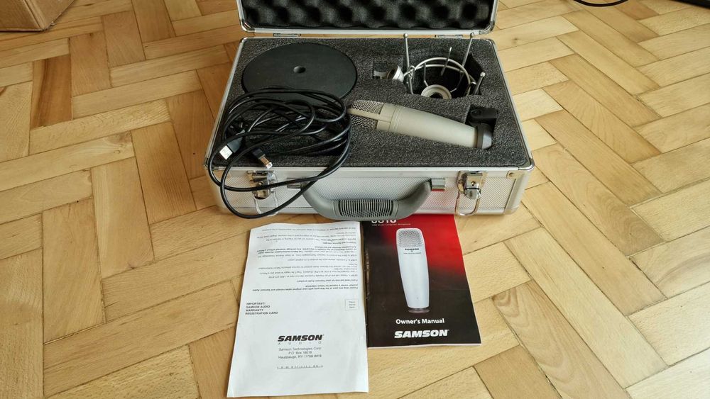 Микрофон-SAMSON с метална кутия