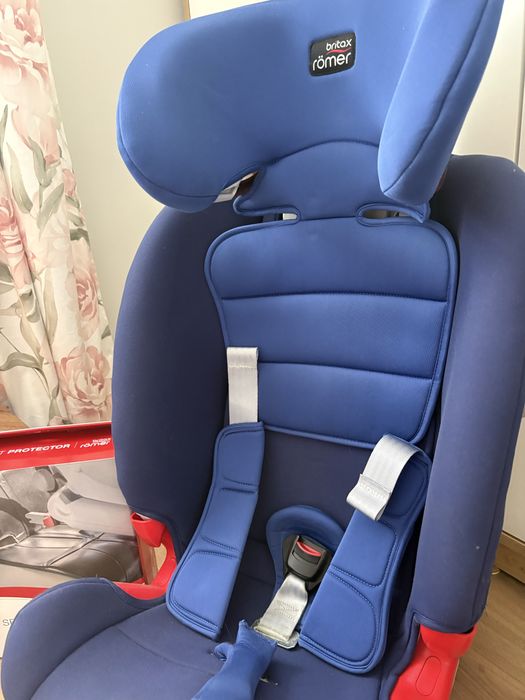 Детско столче за кола Britax Römer ADVANSAFIX III SICT – пълен комплект + 2 оригинални аксесоара