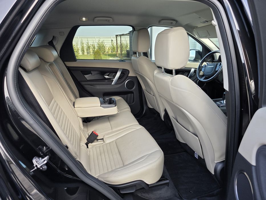 Land Rover 2.0i Hybrid An 2020