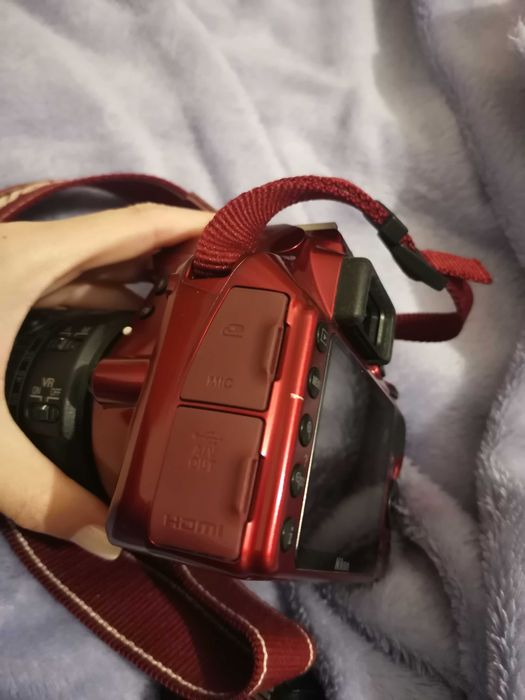 Фотоапарат Nikon D3300 Red