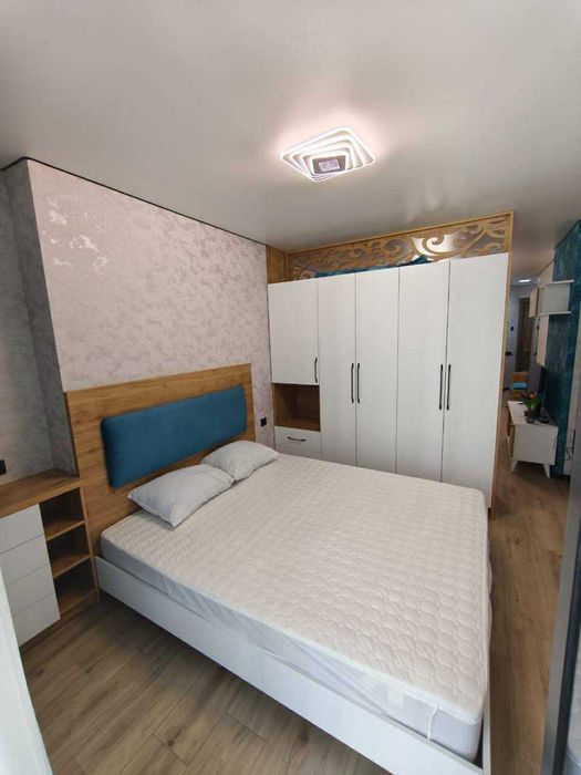 Сдам срочно уютную 2х ком кв-ру в ЖК Muhtasham 2/5/12  метро Минор Р5