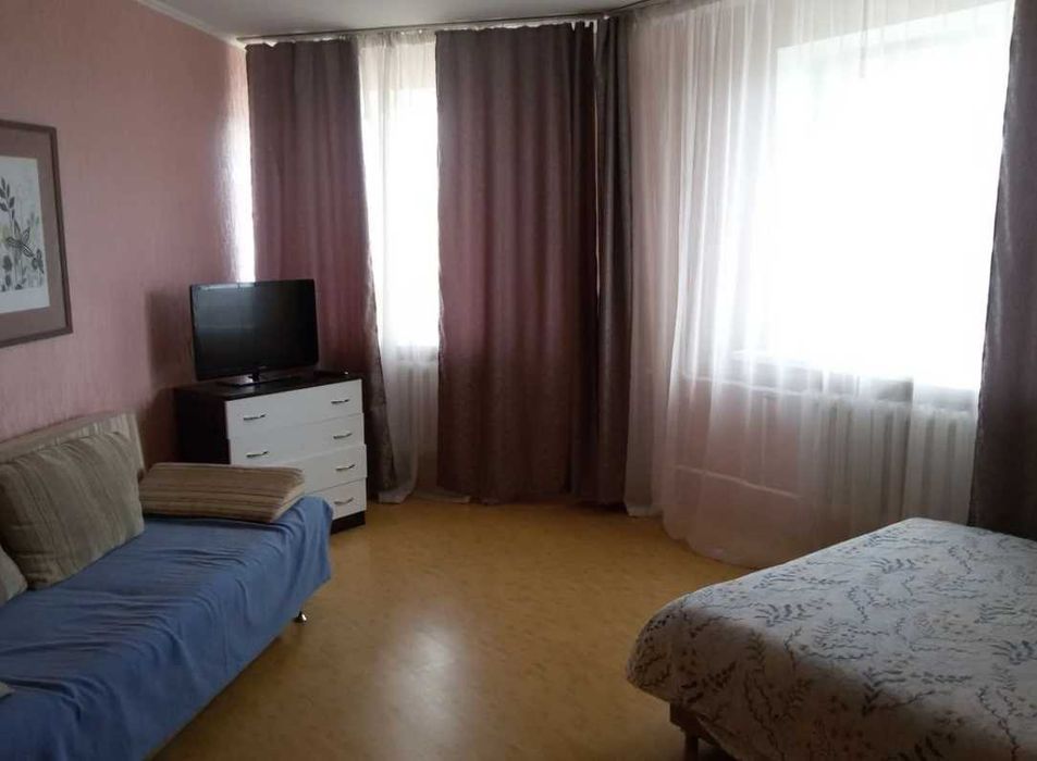 Дава се под наем Двустаен апартамент в Пловдив, Център - 40 кв.м за 188.7 € - Снимка #1