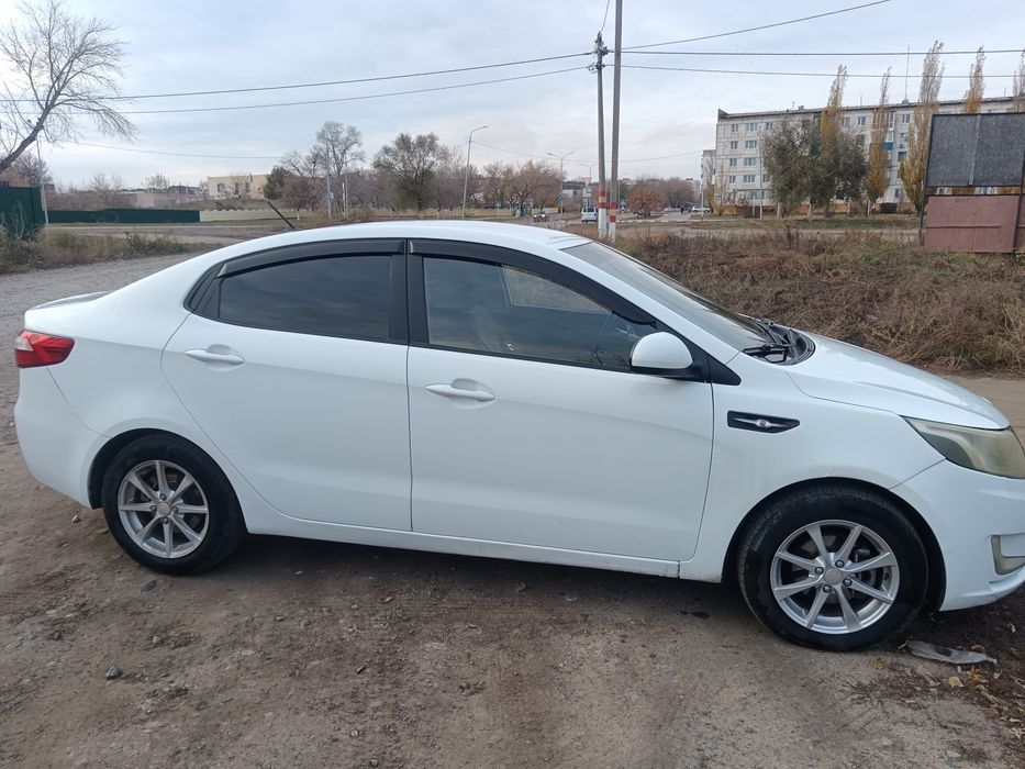 Продам КИО Рио 3 2013