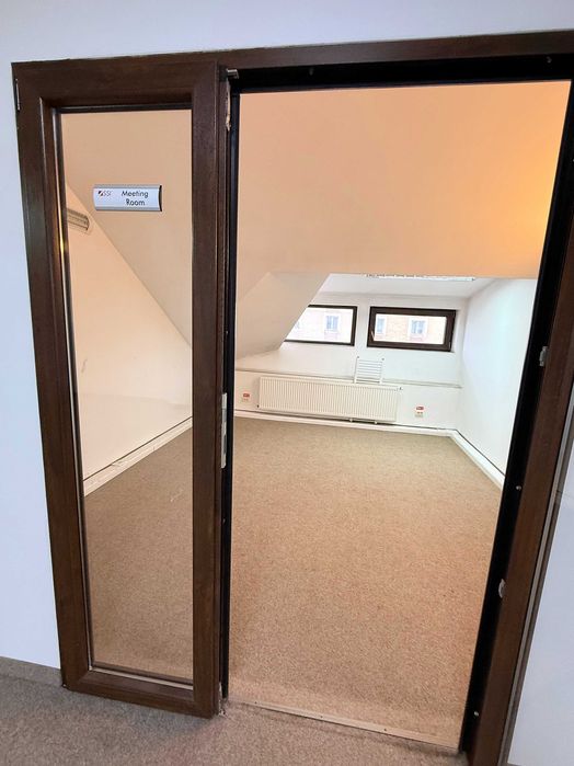 Inchiriez spatiu pentru birouri ultracentral 200 mp