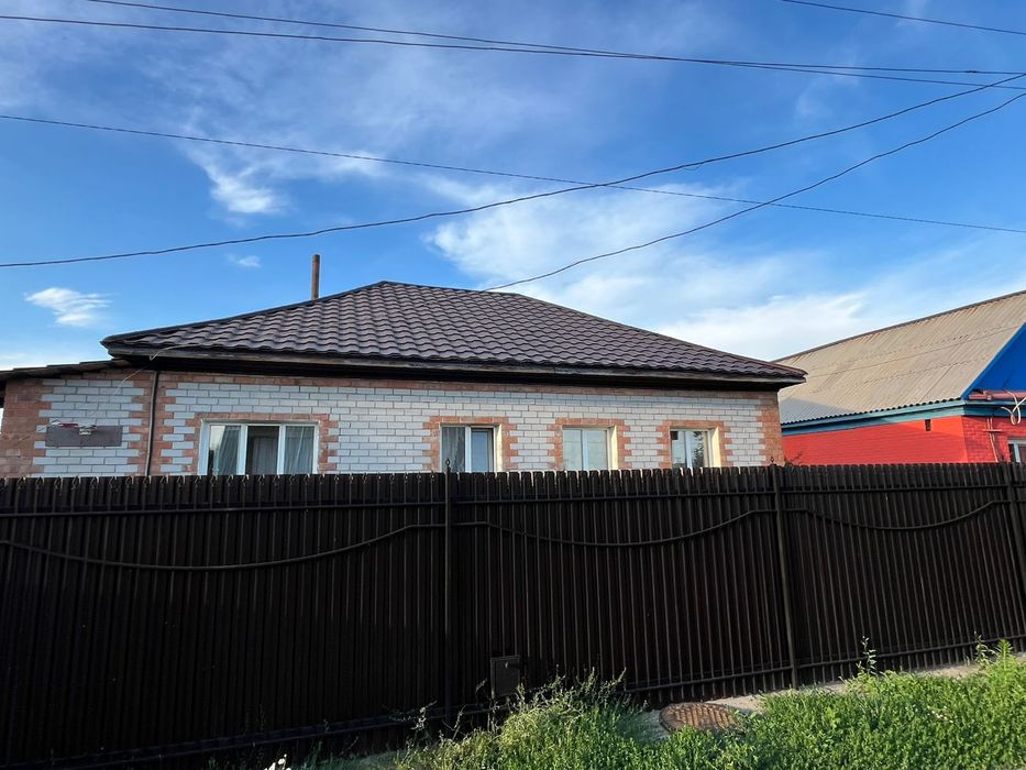 Продам кирпичный дом