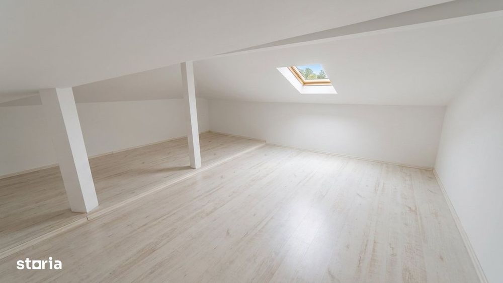 Casă individuală cu 4/5 locuri de parcare în Domenii