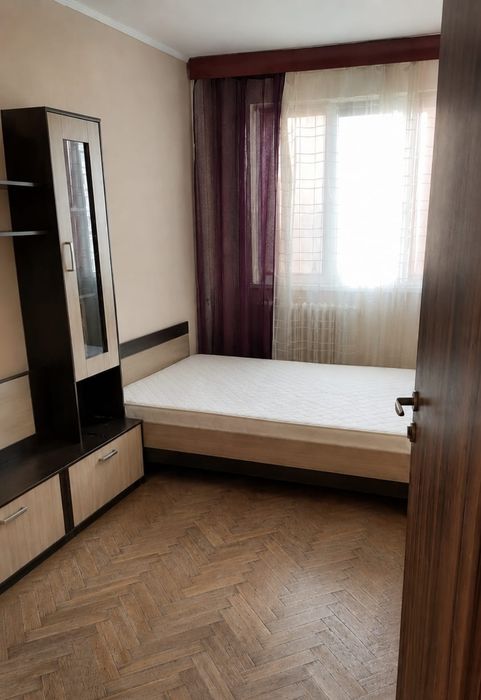 Direct proprietar – Apartament 2 camere decomandat,  Podu Ros.