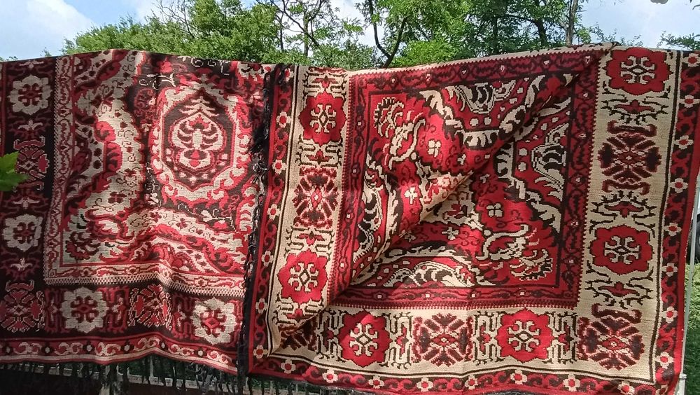Автентичен вълнен килим