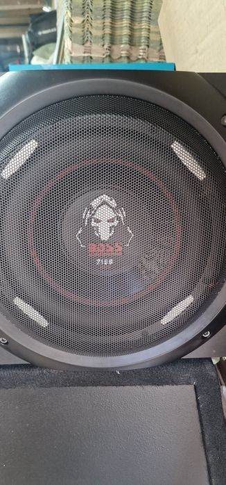Subwoofer,amplificator, incinta de 12",difuzoare