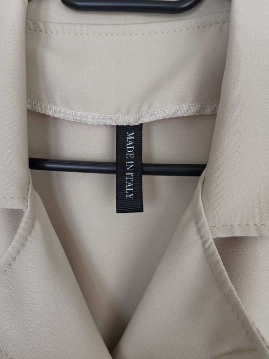 Интересна връхна дреха