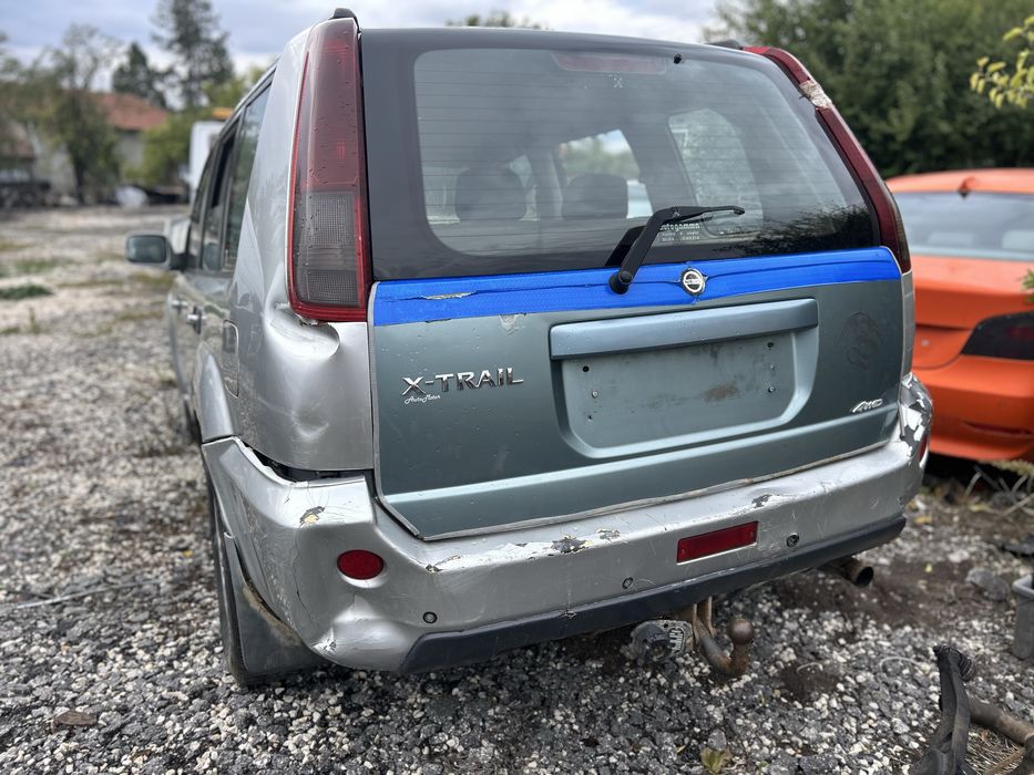 Нисан екстрейл 2,2дци 136 на части/Nisan X-trail 2.2dci 136ks