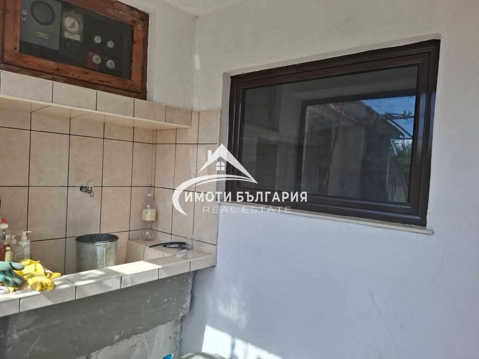 Къща в с.Кърнаре, общ.Пловдив