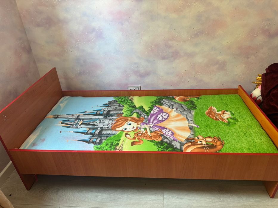 Детский диван. 2 шт. За 5000 тг