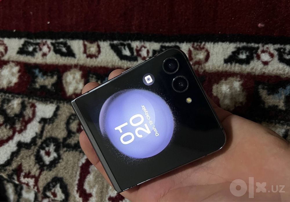 Samsung Galaxy Z Flip 5