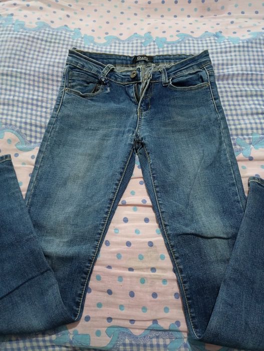 Джинсы женские,размеры разные