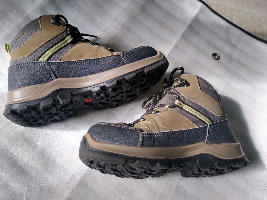 Детски туристически обувки Quechua 35 номер