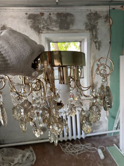 Люстры б/у в хорошем состоянии