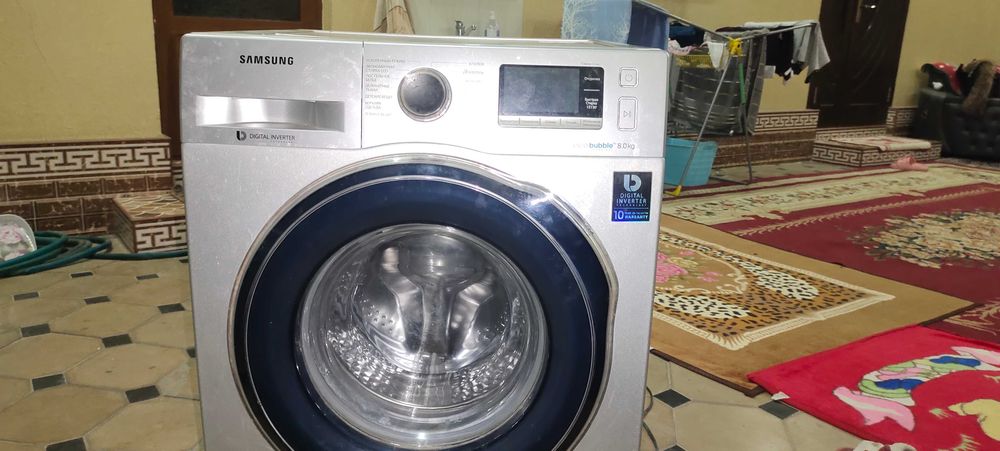 Продам Стиральную машину автомат Samsung 8 кг в хорошем состоянии