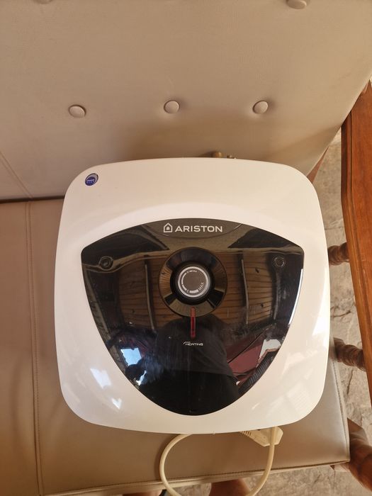 Vand boiler electric de 10 l