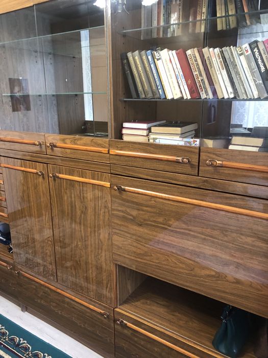 Продам стенку Польша