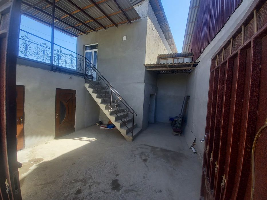 Ховли сотилади ески шахар