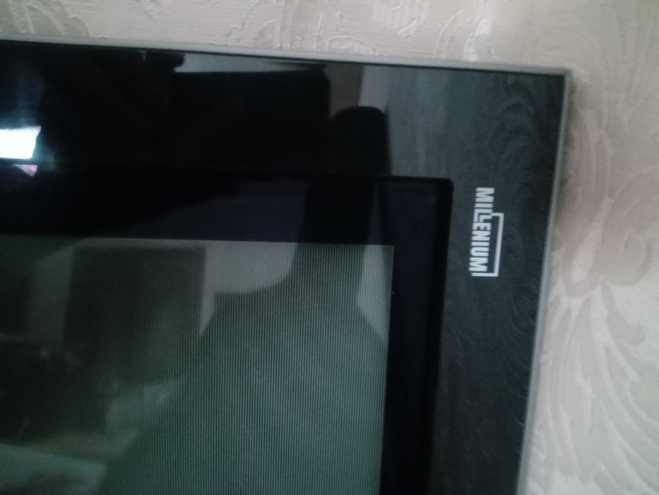 Телевизор плазма Vestel.
