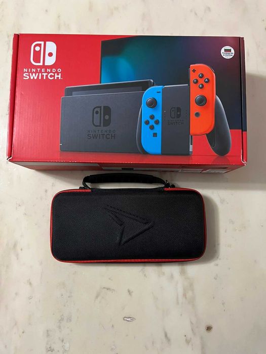 Nintendo Switch - Като Нова