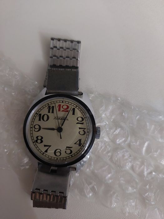 Продам часы ракета.