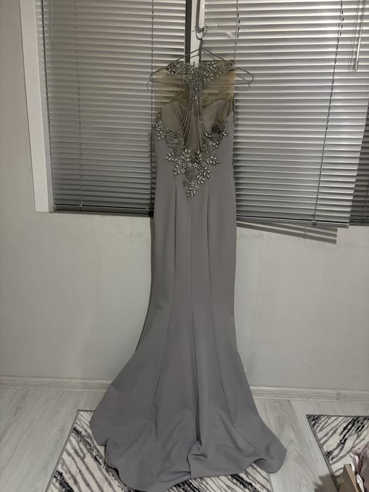 Официална бална рокля