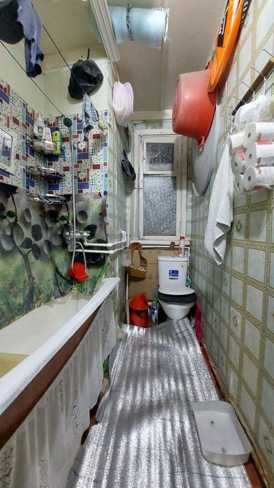 2/2/2. Спутник 3, Янгихает р-н (Сергели). Дом деревянный. Метро 400 м
