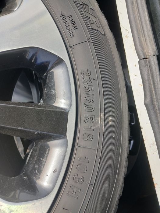 235.60.R18 На KIA SORENTO