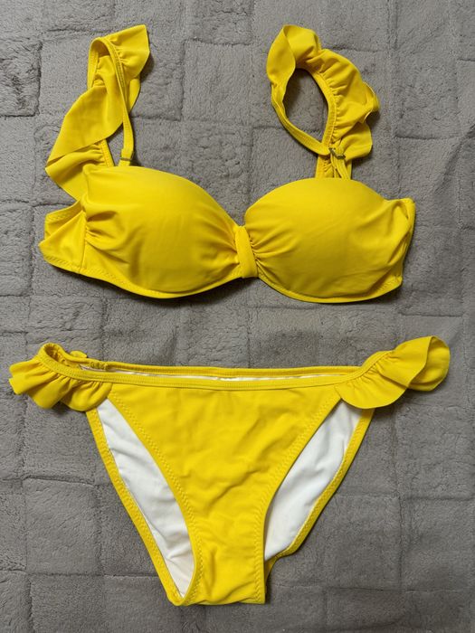 Продам купальники