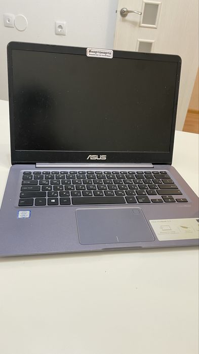 Продам ноутбук Asus vivobook
