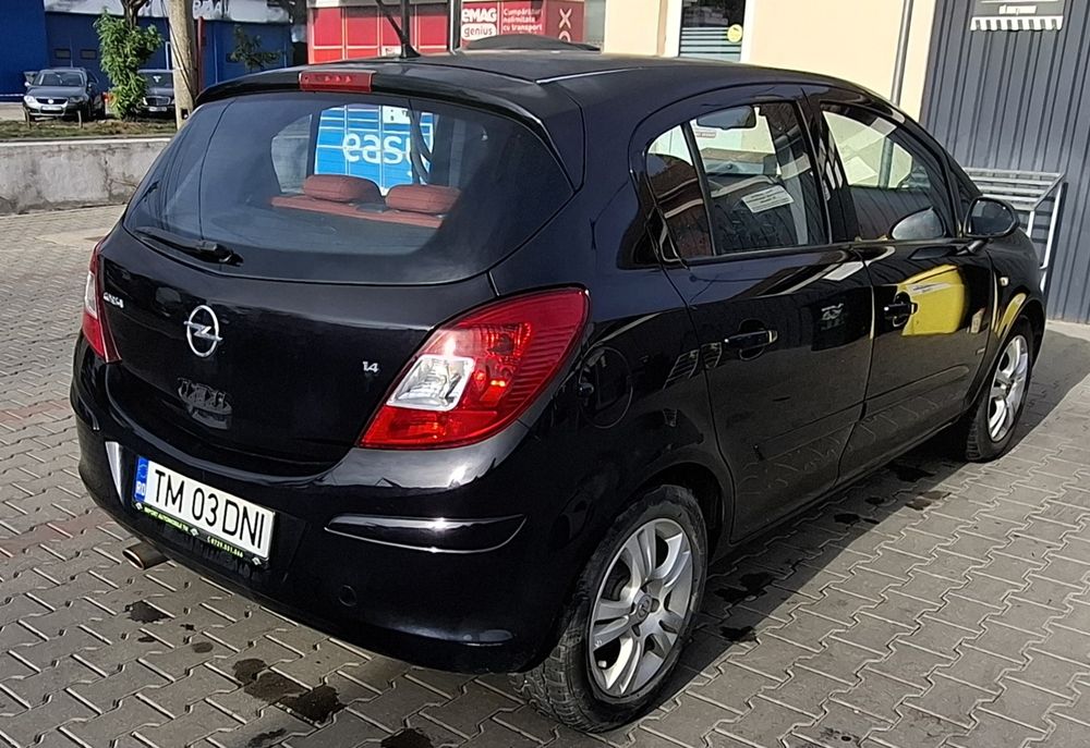 Opel corsa 1.4 benzina 2007