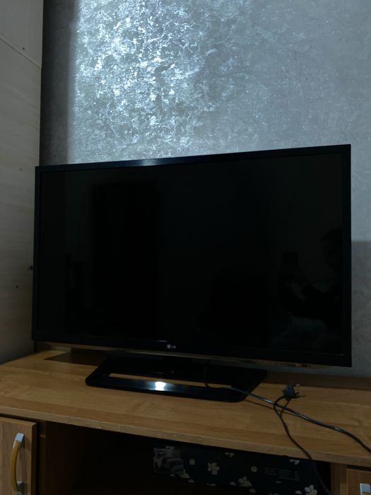 Продается Телевизор LG