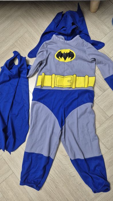 Новогодние костюмы: бэтман, батыр, зайчик, мальвина, санта, олов.солда